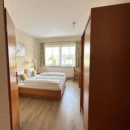 Vessens Hoff 3*