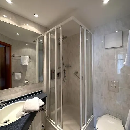 Hotel Vessens Hoff 3*